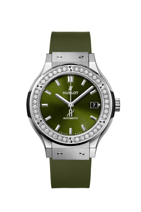 hublot classic fusion schwimmen|Classic Fusion Titanium Green Diamonds 38 mm .